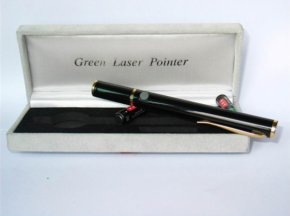 980nm 100mW~300mW Infrared Laser Pointer Pen shape
